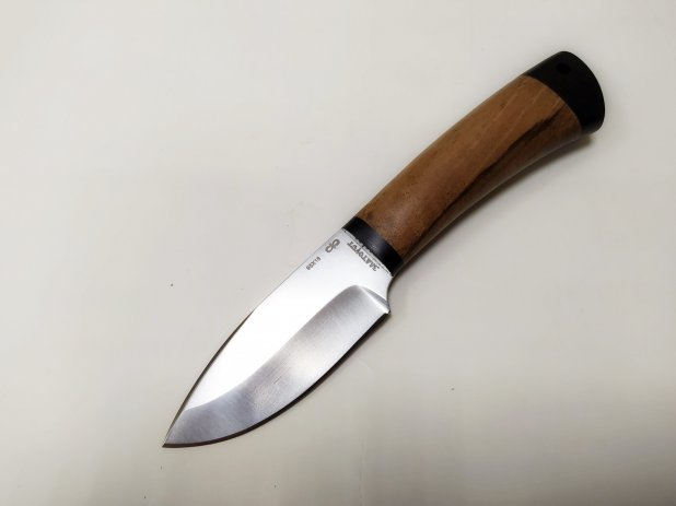 Нож  «ДОБРЫЙ »  сталь 95Х18. рукоятка орех.